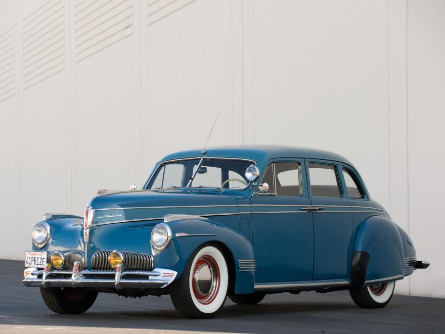  Studebaker Commander Delux-Tone Cruising Sedan 1941 года  (фото 13 из 13)